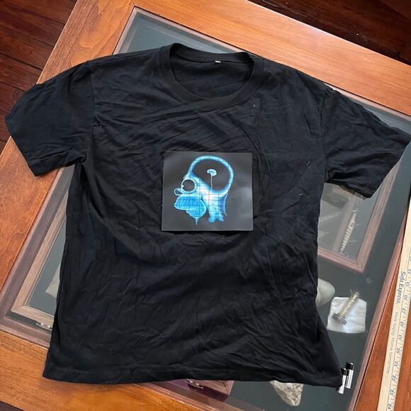 NEW UNISEX Sound Activated LED T-Shirt Light Up Flashing T-Shirt BART SIMPSON L - Picture 11 of 12